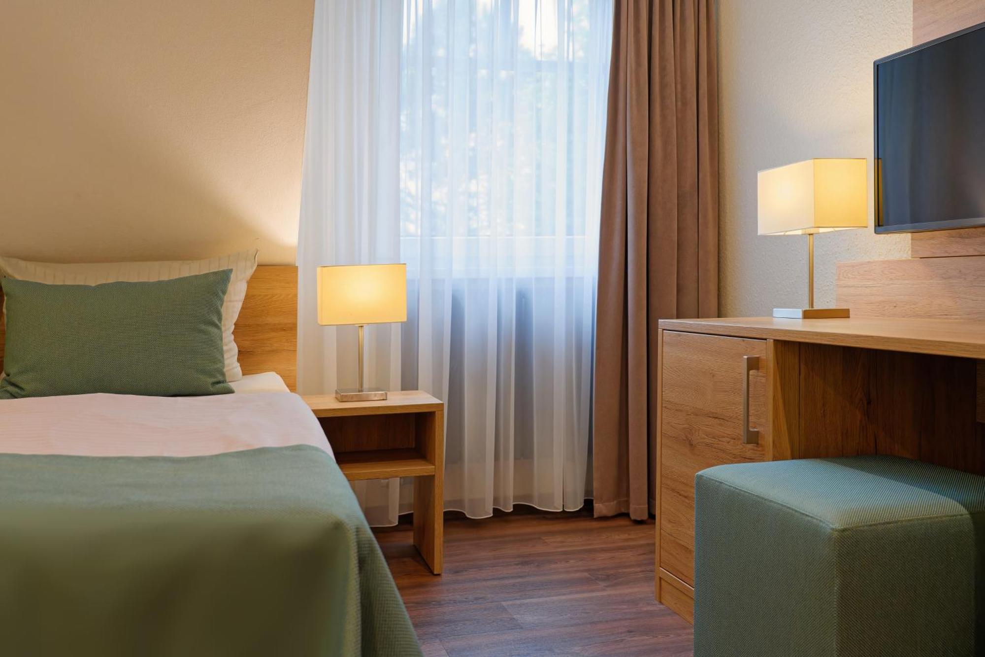 קרוליננזיל Hotel Schluister Park מראה חיצוני תמונה